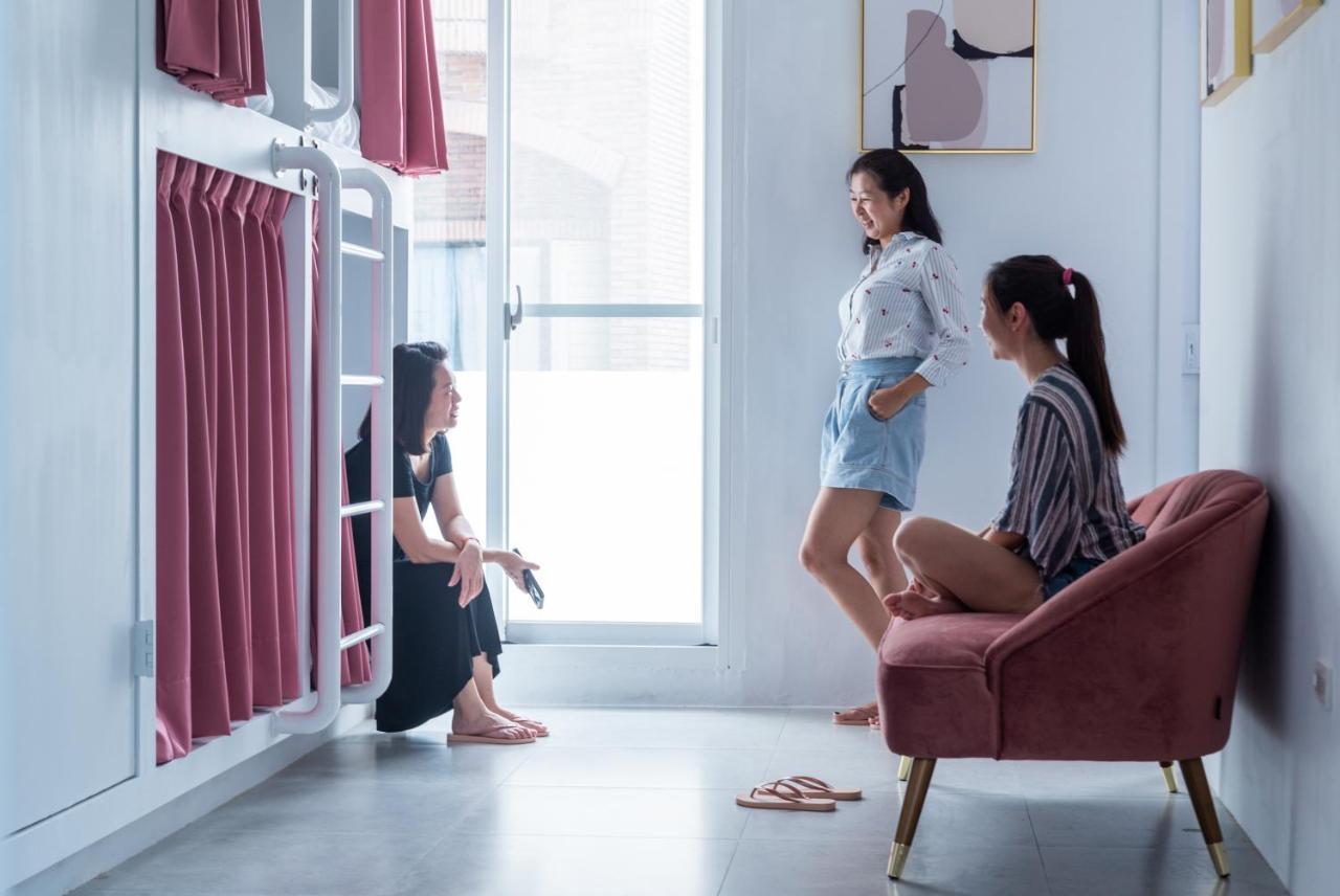 W3 Hostel Лодун Экстерьер фото